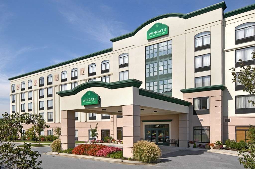 Wingate By Wyndham Altoona Downtown/Medical Center Hotel Exterior foto